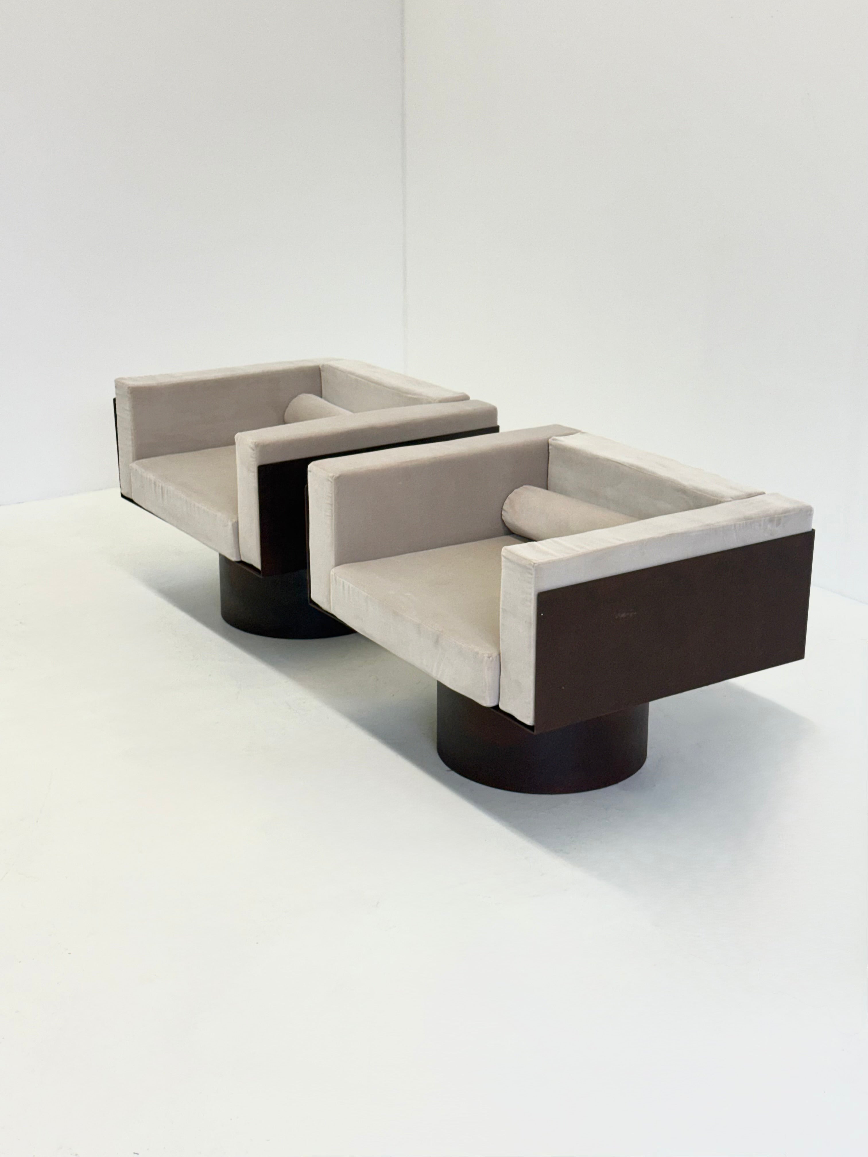 1970s_Brutalist_Velvet_Lounge_Chairs,_Italy