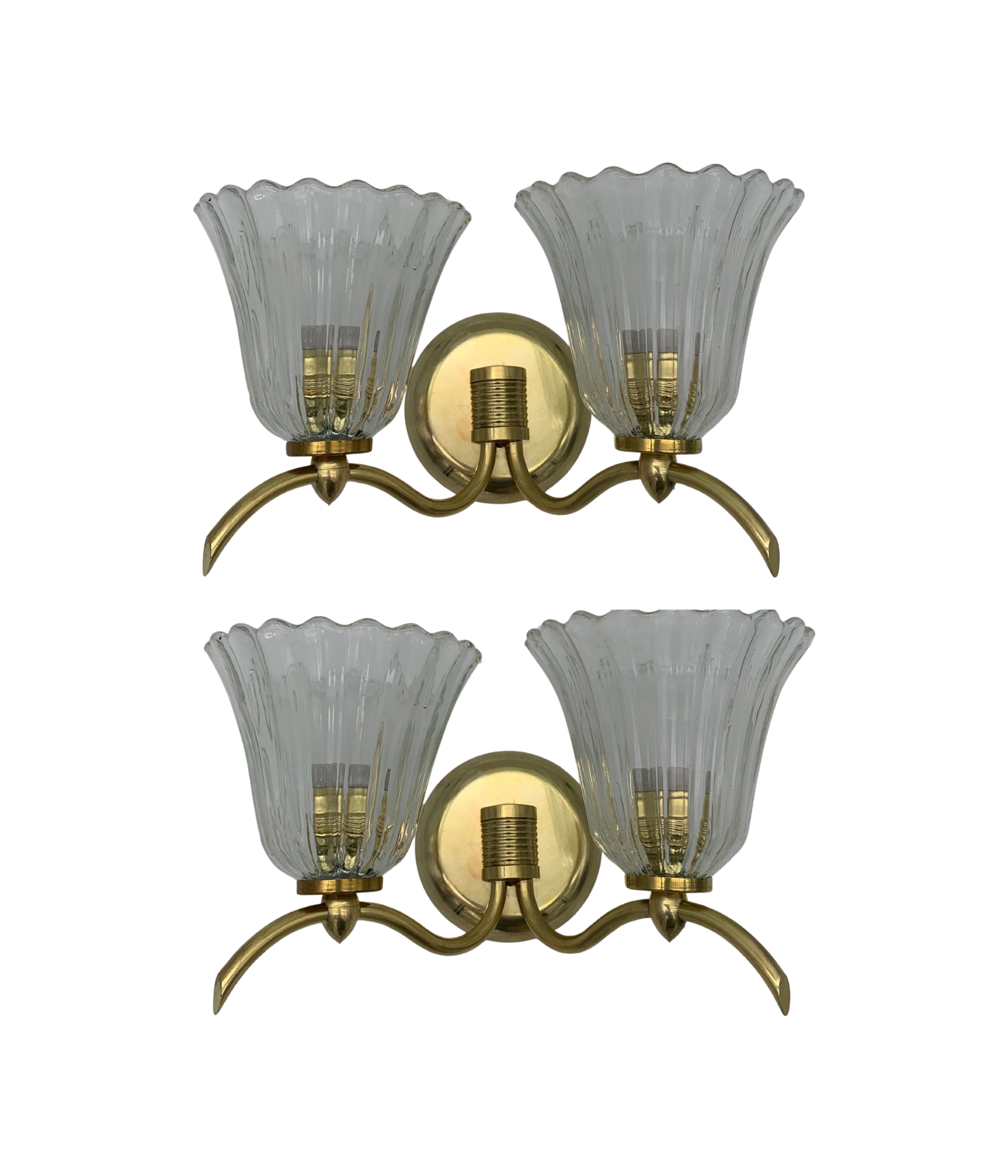 Set_of_2_Seguso_Attributed_Brass_and_Ribbed_Glass_Wall_Sconces,_Italy,_1960s