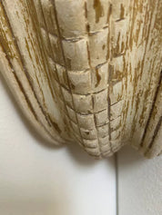 Set_of_2_Shell_Wall_Sconces_in_Patinated_Plaster,_France_1940s