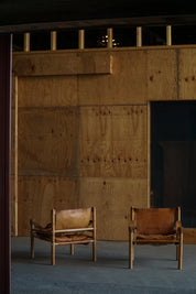 Set_of_2_Sirocco_Lounge_Chairs_by_Arne_Norell_in_Leather_and_Wood,_Sweden_1960s