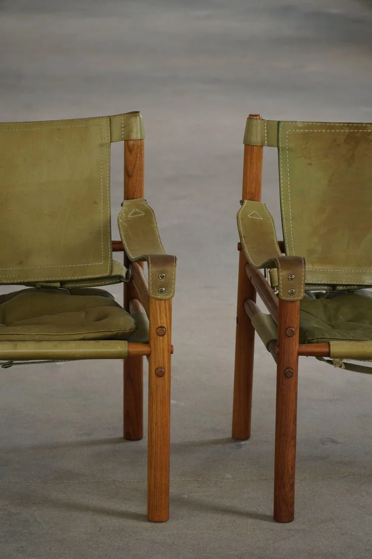 Set_of_2_Sirocco_Safari_Chairs_in_Rosewood_&_Green_Leather_by_Arne_Norell,_Ab_Aneby,_1960s