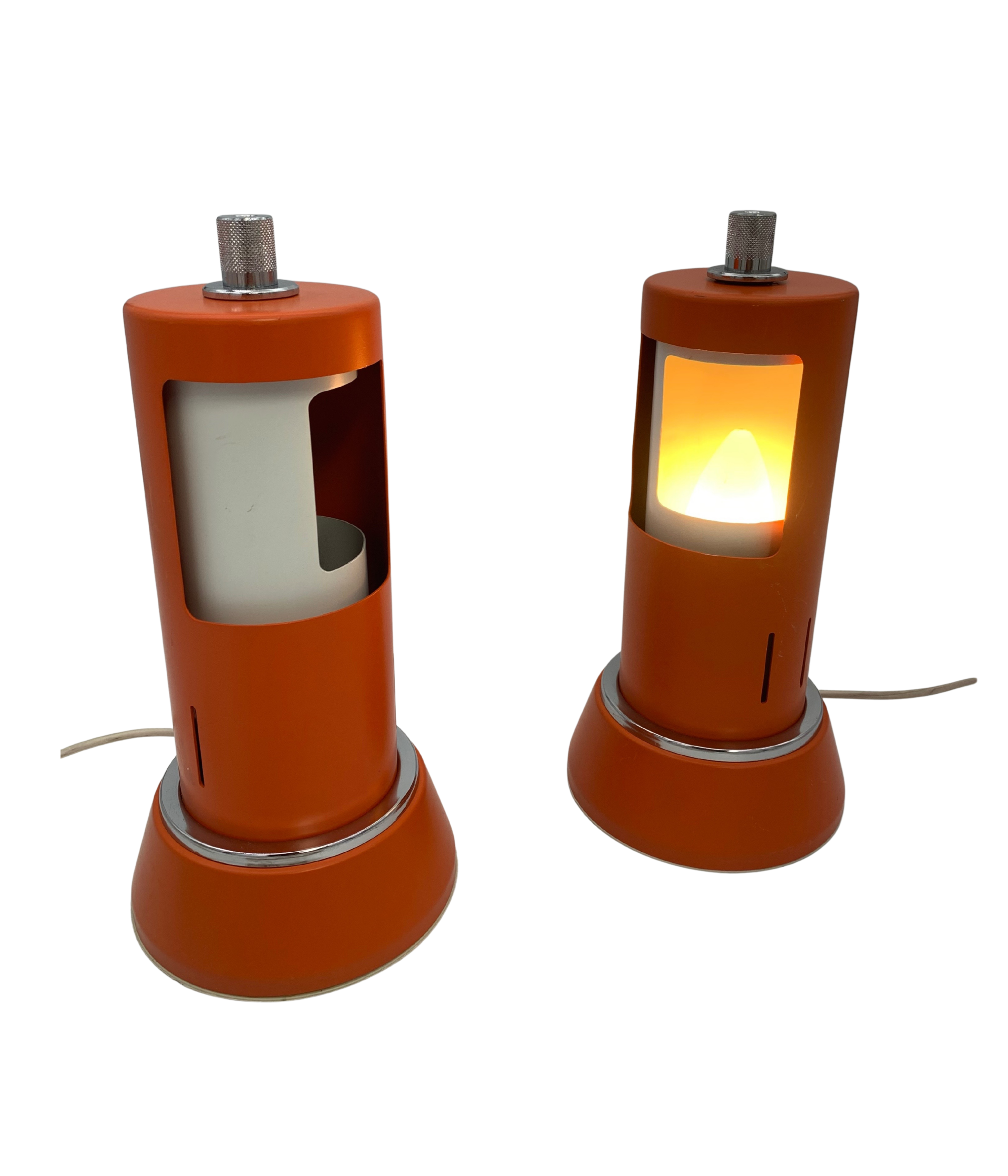 Set_of_2_Space_Age_Table_Lamps_in_Orange_Metal,_Italian_Modern_Design,_1970s