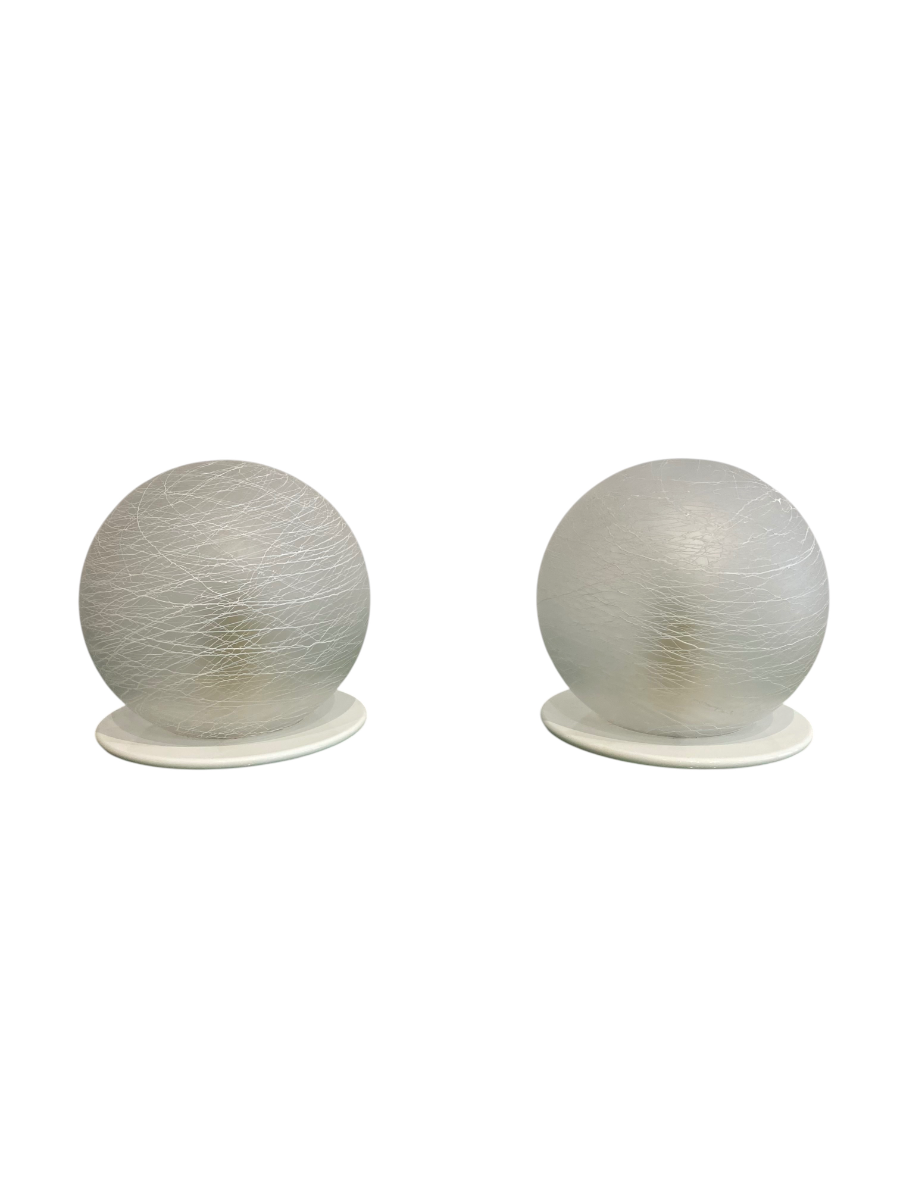 Set_of_2_Stylish_White_Spherical_Murano_Glass_Table_Lamps_Metal_Base_1970s