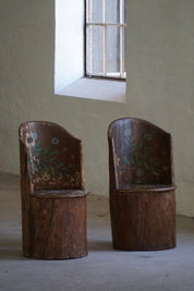 Set_of_2_Swedish_Folk_Art_Stump_Chairs_with_Hand_Painted_Floral_Motifs,_Late_19th_Century