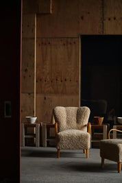 Set_of_2_Swedish_Lounge_Chairs_in_Birch_and_Lambswool