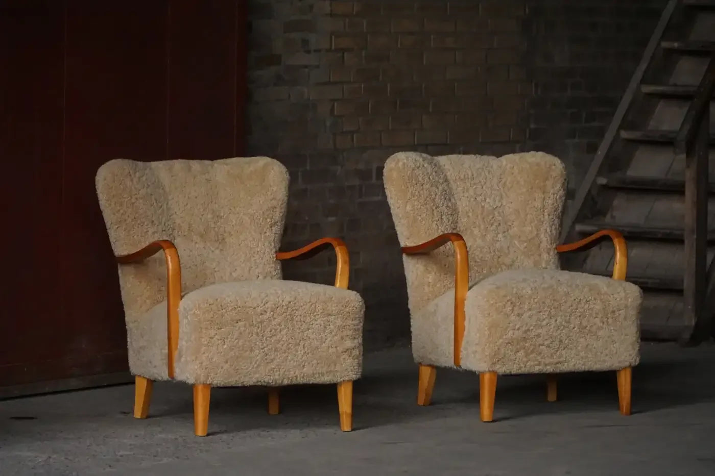 Set_of_2_Swedish_Lounge_Chairs_in_Birch_and_Lambswool