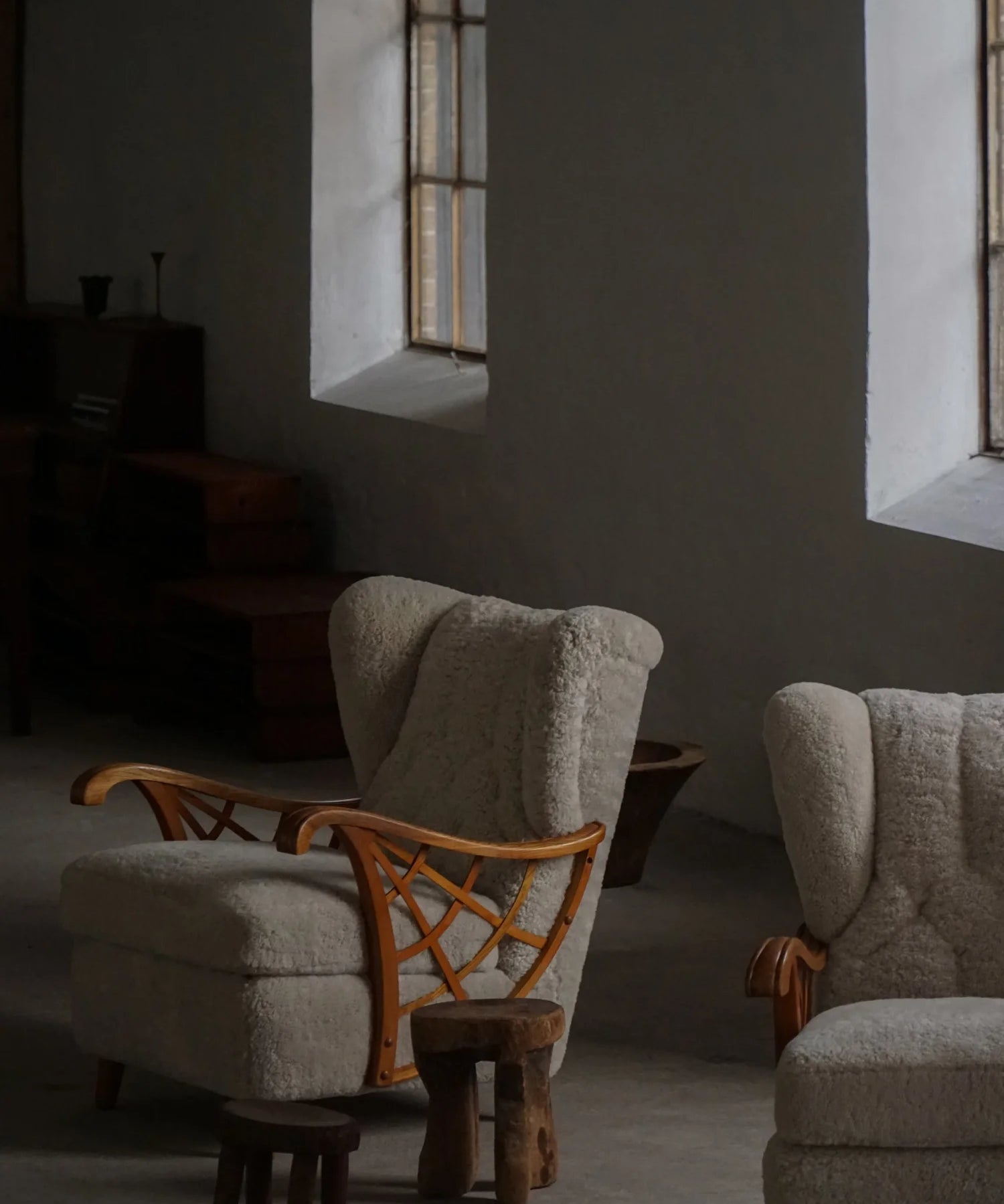 Set_of_2_Swedish_Modern_Lounge_Chairs_in_Shearling_Lambswool