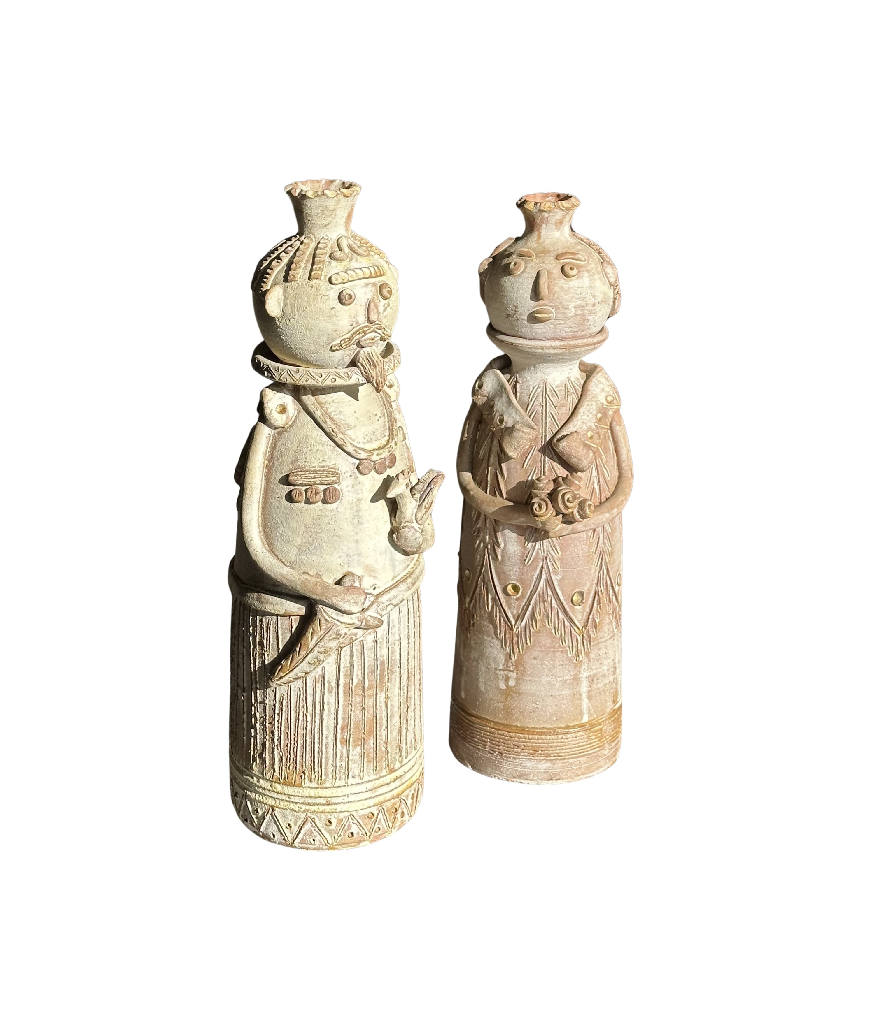Set_of_2_Terracotta_Figurative_Sculptures_by_Saverio_Farci,_Sardinia,_Italy