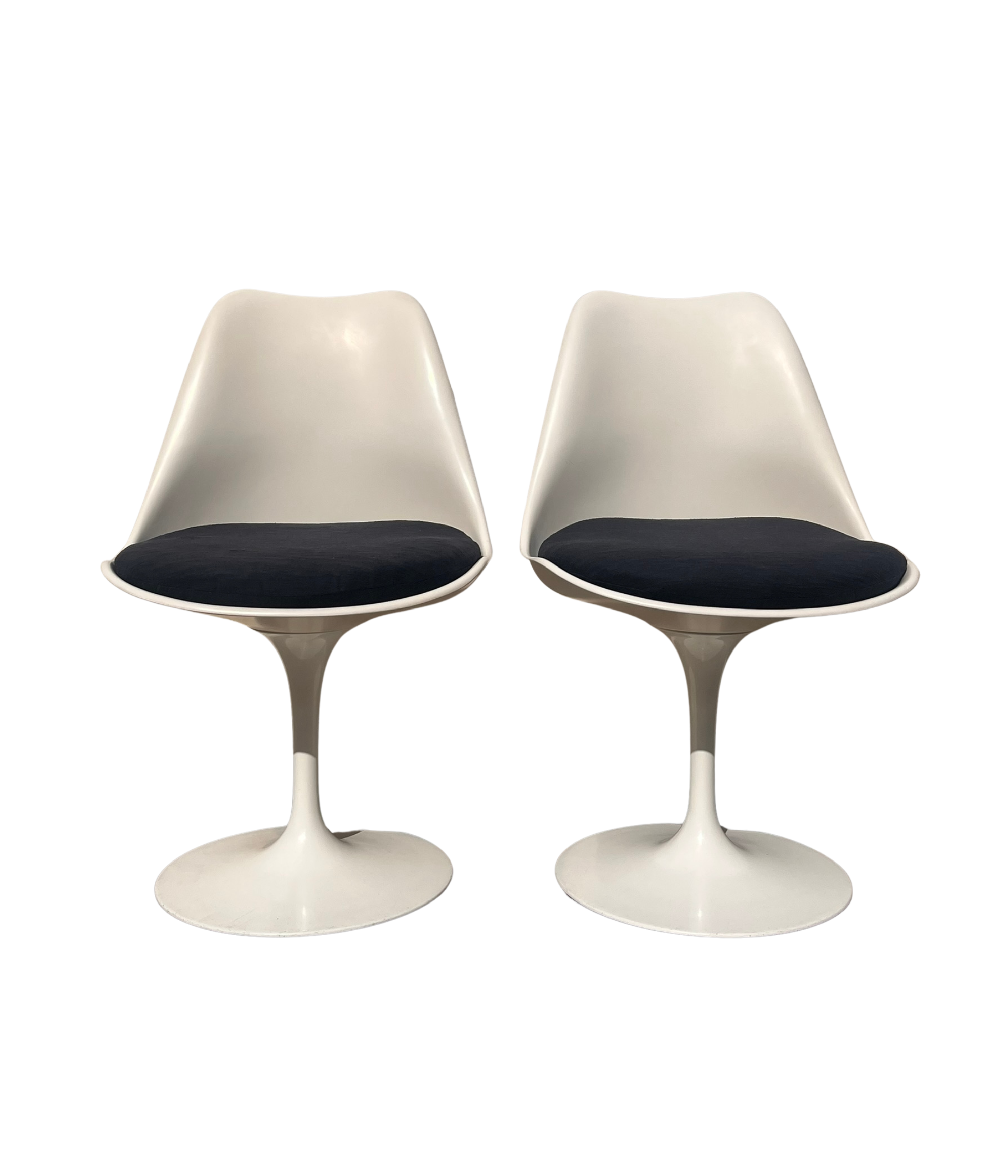 Set_of_2_Tulip_Chairs_Eero_Saarinen_from_1950/60