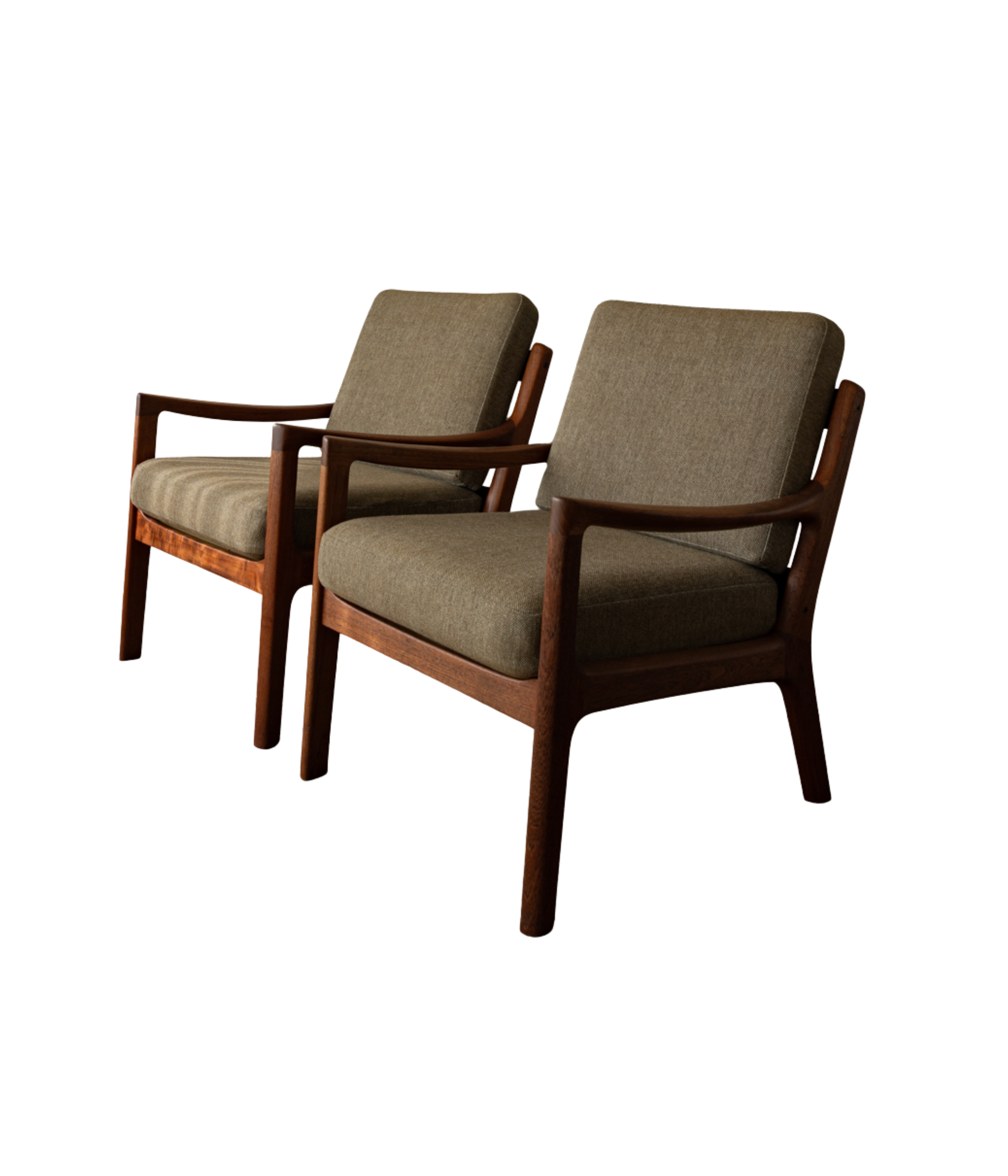 Set_of_2_Vintage_Danish_Teak_Senator_Lounge_Chairs_by_Ole_Wanscher_for_Cado,_1960s_Mid_Century_Modern