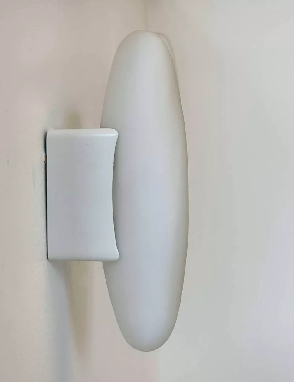 Set_of_2_Vintage_Opaline_Glass_Wall_Sconces,_France_1980s