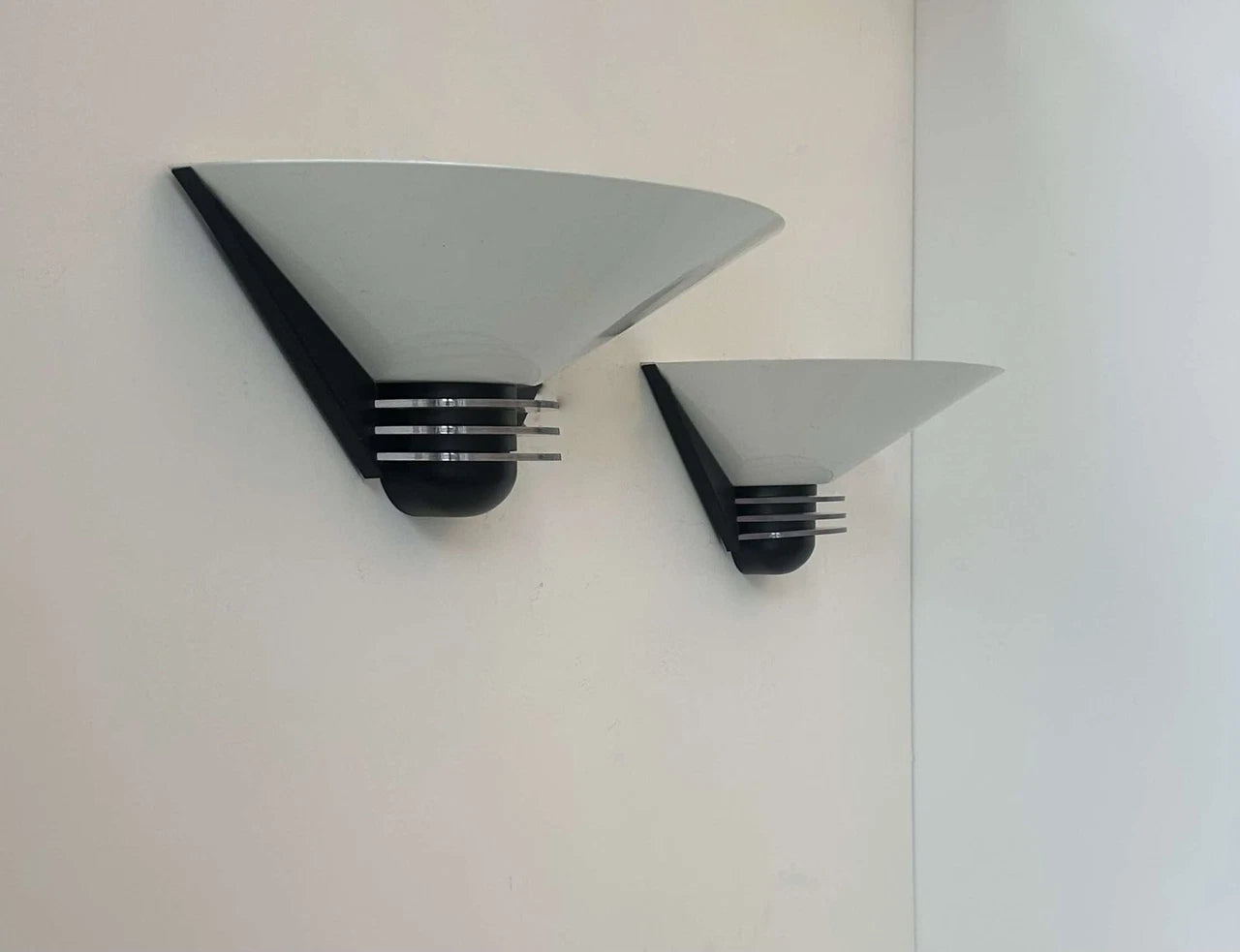 Set_of_2_Vintage_White_Lacquered_Metal_Wall_Sconces,_France_1980s