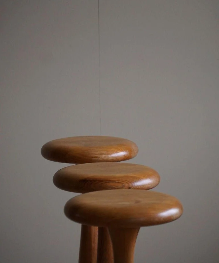 Set_of_3_Bar_Stools_in_Oak,_Danish_Mid_Century_Modern,_Rainer_Daumiller,_1960s