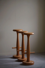 Set_of_3_Bar_Stools_in_Oak,_Danish_Mid_Century_Modern,_Rainer_Daumiller,_1960s