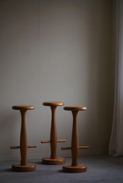Set_of_3_Bar_Stools_in_Oak,_Danish_Mid_Century_Modern,_Rainer_Daumiller,_1960s