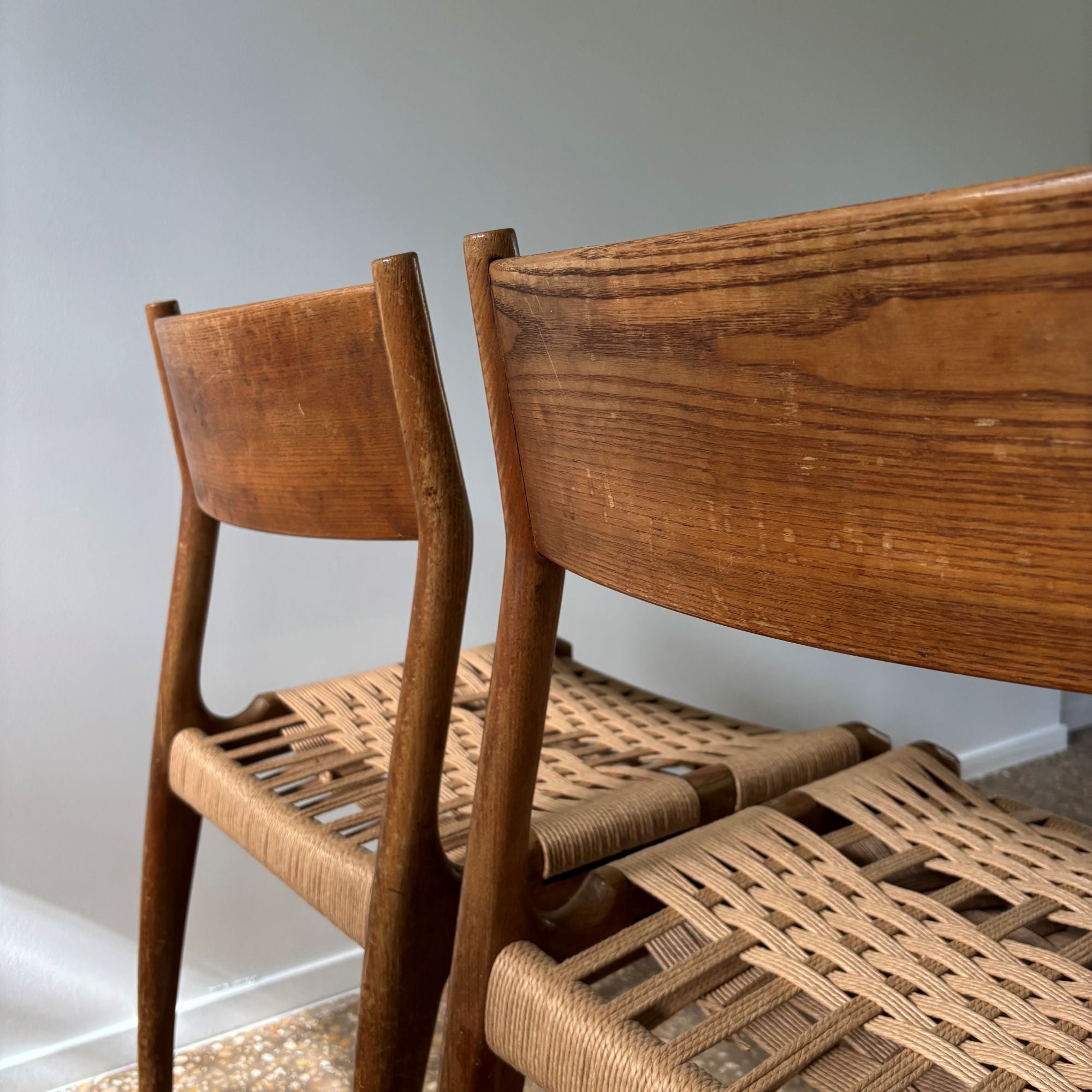 Set_of_Italian_“Havana”_Dining_Chairs_by_Consorzio_Sedie_Friuli,_Walnut_and_Papercord,_1950s