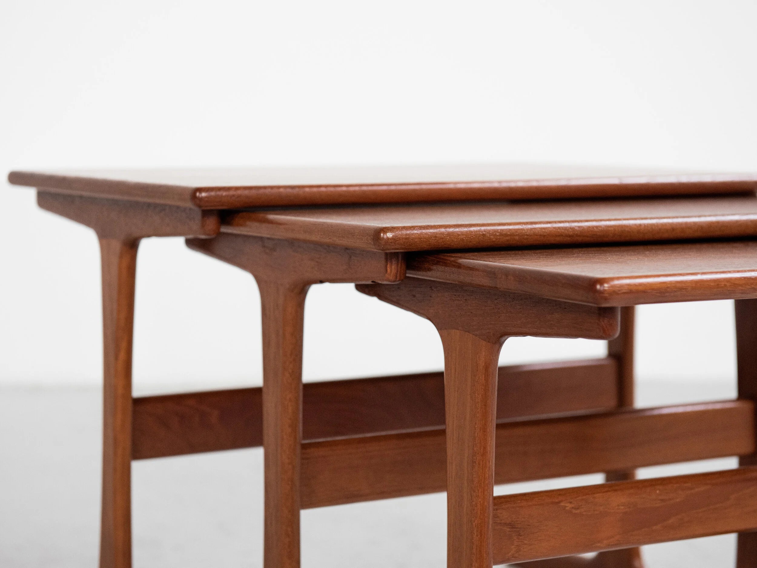Set_of_3_Midcentury_nest_side_tables_in_teak_by_Kai_Kristiansen_for_Vildbjerg