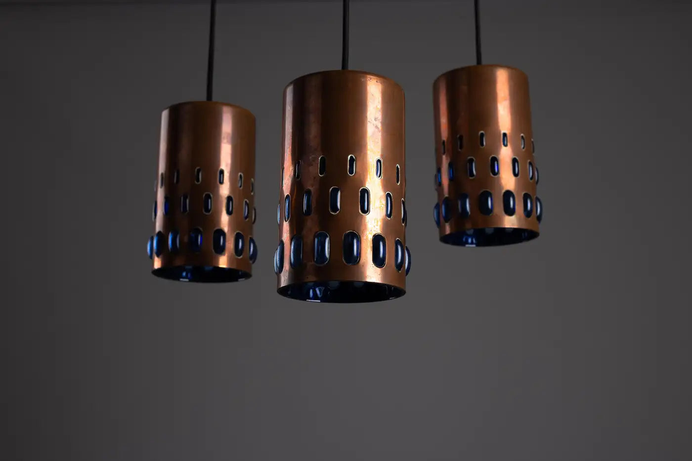 Set_of_3_Nanny_Still_Copper_Pendant_Lights_for_Raak_Amsterdam,_1960s