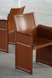 Set_of_4_Armchairs_in_Brown/Red_Leather,_Tito_Agnoli,_Italian_Modern,_1970s