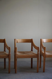 Set_of_4_Carimate_Chairs_for_Cassina_by_Vico_Magistretti,_Italian_Modern,_1970s