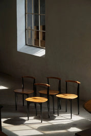 Set_of_4_Chairs_Thema_in_Pine_by_Yngve_Ekström_for_Svedese,_Sweden_1954