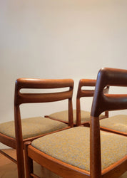 Set_of_4_dining_chairs_by_H.W._Klein_for_Bramin_in_teak