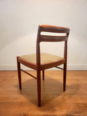 Set_of_4_dining_chairs_by_H.W._Klein_for_Bramin_in_teak