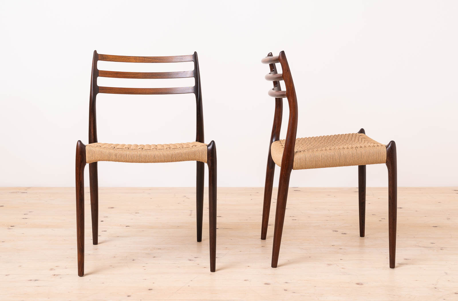 Set_of_4_Model_78_Dining_Chairs_by_Niels_Otto_Møller_for_J.L._Møllers_Møbelfabrik,_Denmark_1954