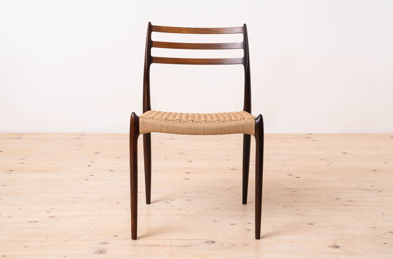 Set_of_4_Model_78_Dining_Chairs_by_Niels_Otto_Møller_for_J.L._Møllers_Møbelfabrik,_Denmark_1954