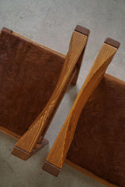 Set_of_4_Dining_Chairs_in_Pine_and_Cowhide,_by_Knud_Færch,_Danish_Modern,_1970s