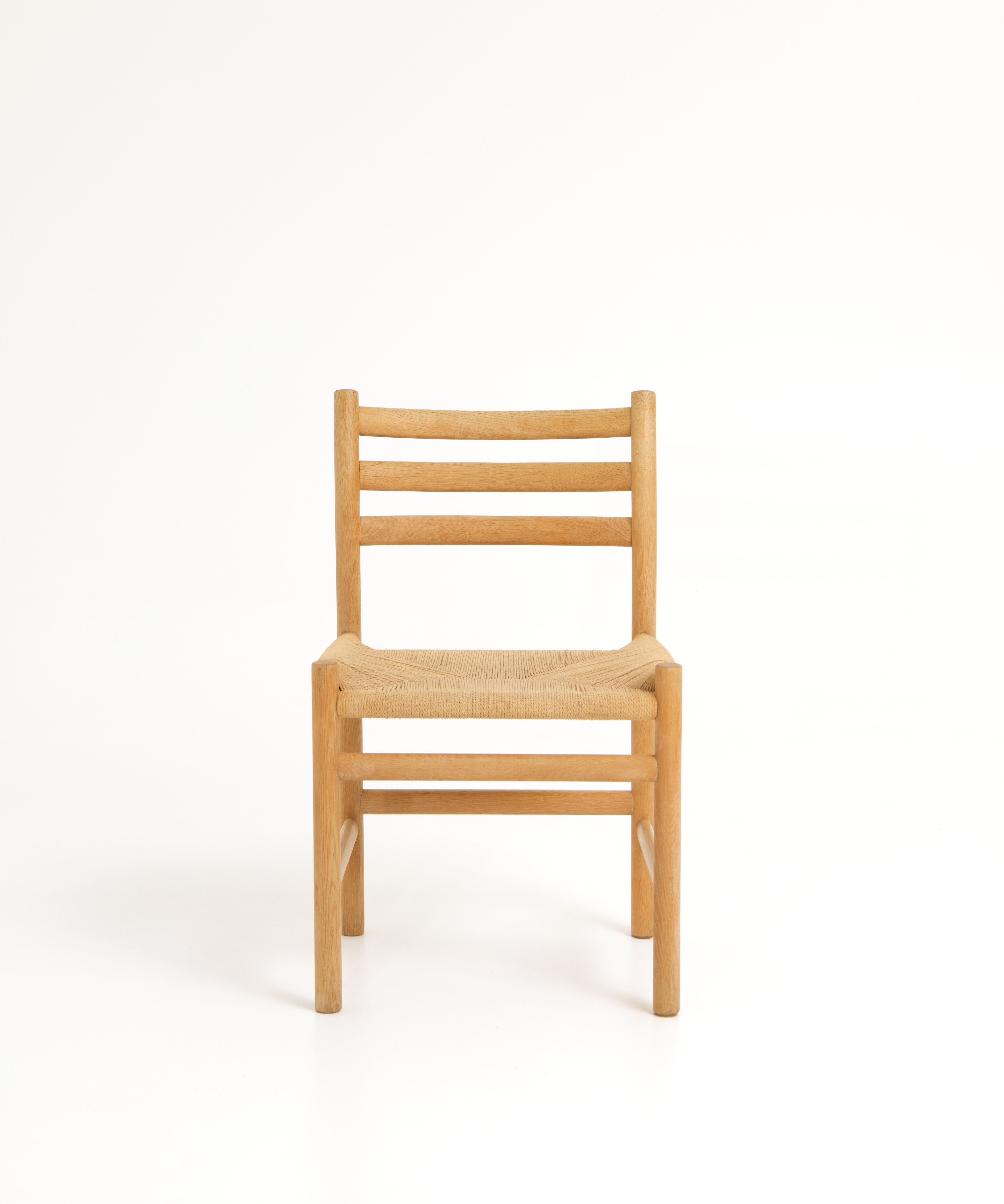 Set_of_4_Dining_Chairs_Model_350_Poul_Volther_Oak_1960s_Denmark