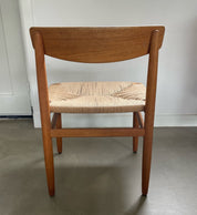 Set_of_4_Øresund_Model_537_Oak_and_Papercord_Dining_Chairs_by_Børge_Mogensen,_1950s