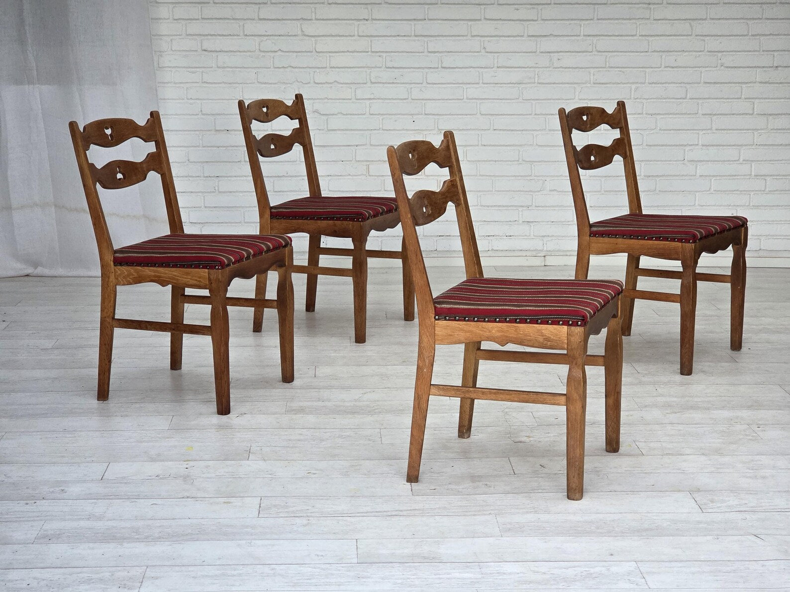 Set_of_4_Danish_Oak_Dining_Chairs,_1960s,_Denmark