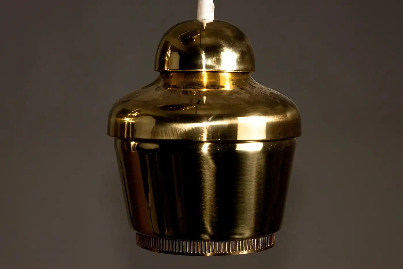 Set_of_4_Golden_Bell_A330_Pendant_Lamps_Alvar_Aalto_Brass_Valaistystyö_Ky_1950s_Finland