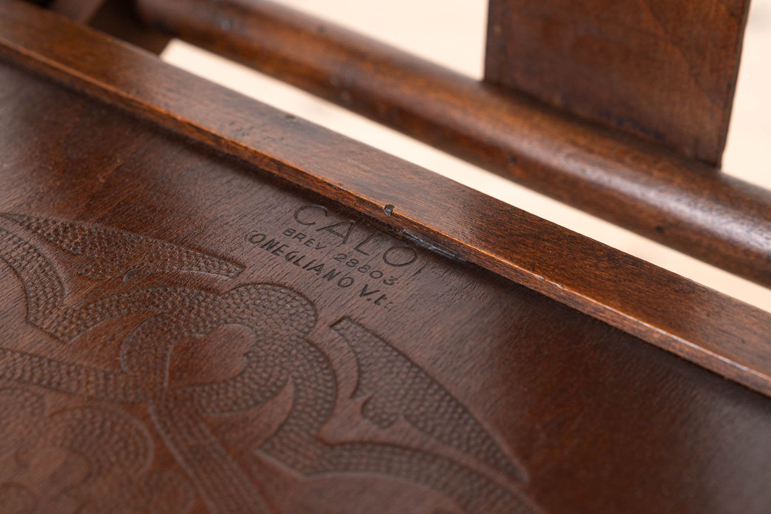 Set_of_4_Italian_Walnut_Church_Chairs_by_Caloi,_Conegliano_Veneto
