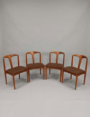 Set_of_4_Johannes_Andersen_Teak_Dining_Chairs,_Danish_Modern