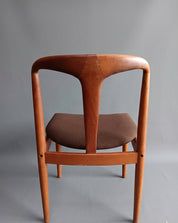 Set_of_4_Johannes_Andersen_Teak_Dining_Chairs,_Danish_Modern
