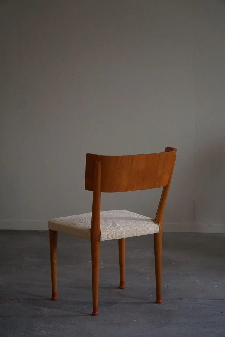 Set_of_4_Klismos_Chairs_in_Birch_&_Elm_in_Swedish_Art_Deco,_Griffin_Inlays,_1930s