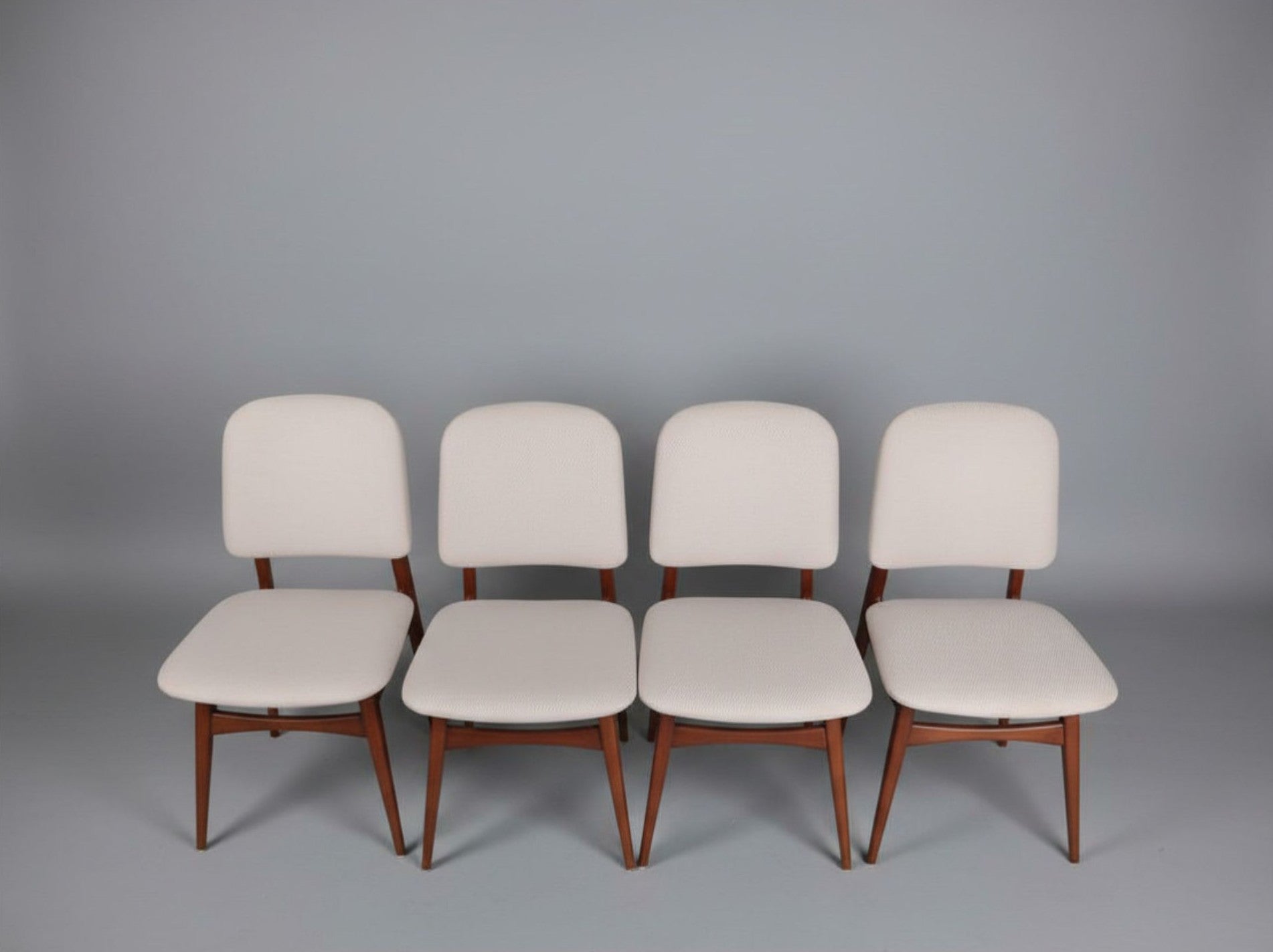 Set_of_4_Louis_van_Teeffelen_“Milaan”_Teak_Dining_Chairs_for_WéBé,_1960s