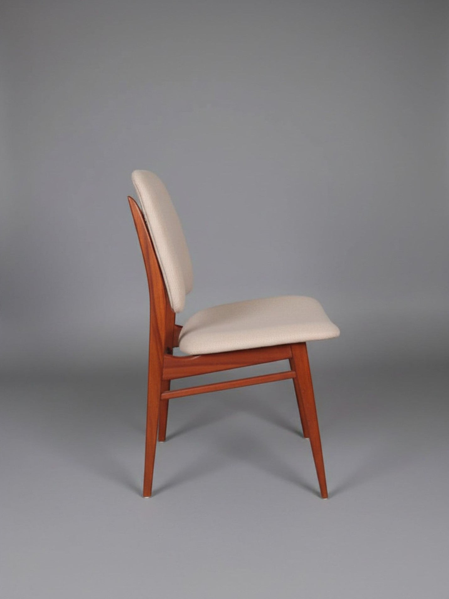 Set_of_4_Louis_van_Teeffelen_“Milaan”_Teak_Dining_Chairs_for_WéBé,_1960s