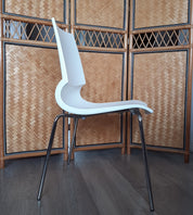 Set_of_4_Marco_Maran_Gigi_Chairs_for_Knoll,_Stackable_Chrome_Dining_Chairs