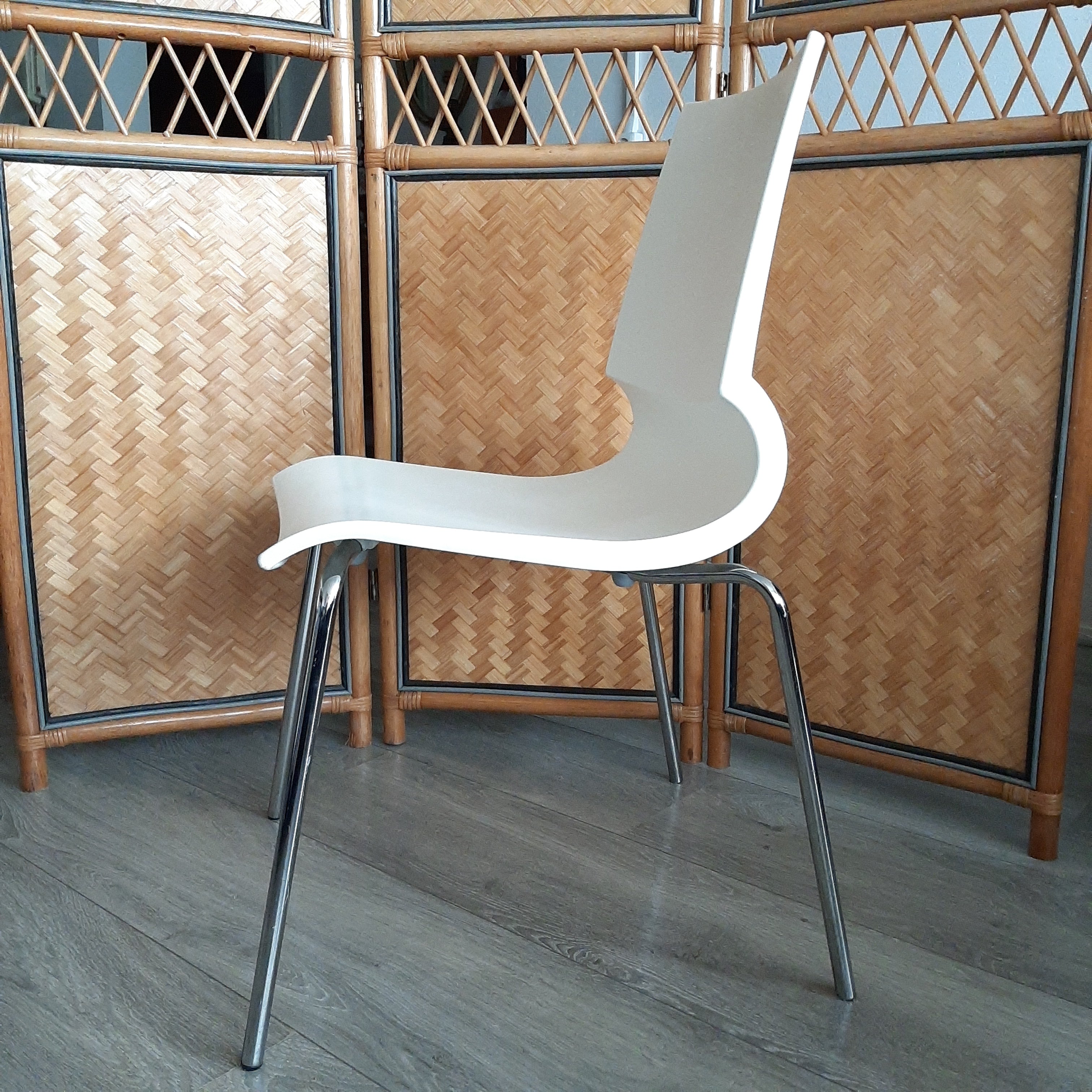 Set_of_4_Marco_Maran_Gigi_Chairs_for_Knoll,_Stackable_Chrome_Dining_Chairs