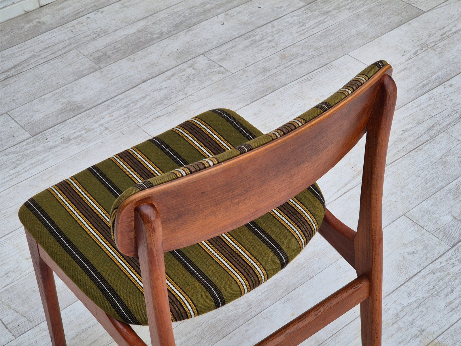 Set_of_4_Mid-Century_Modern_Teak_Dining_Chair_1960s_Denmark