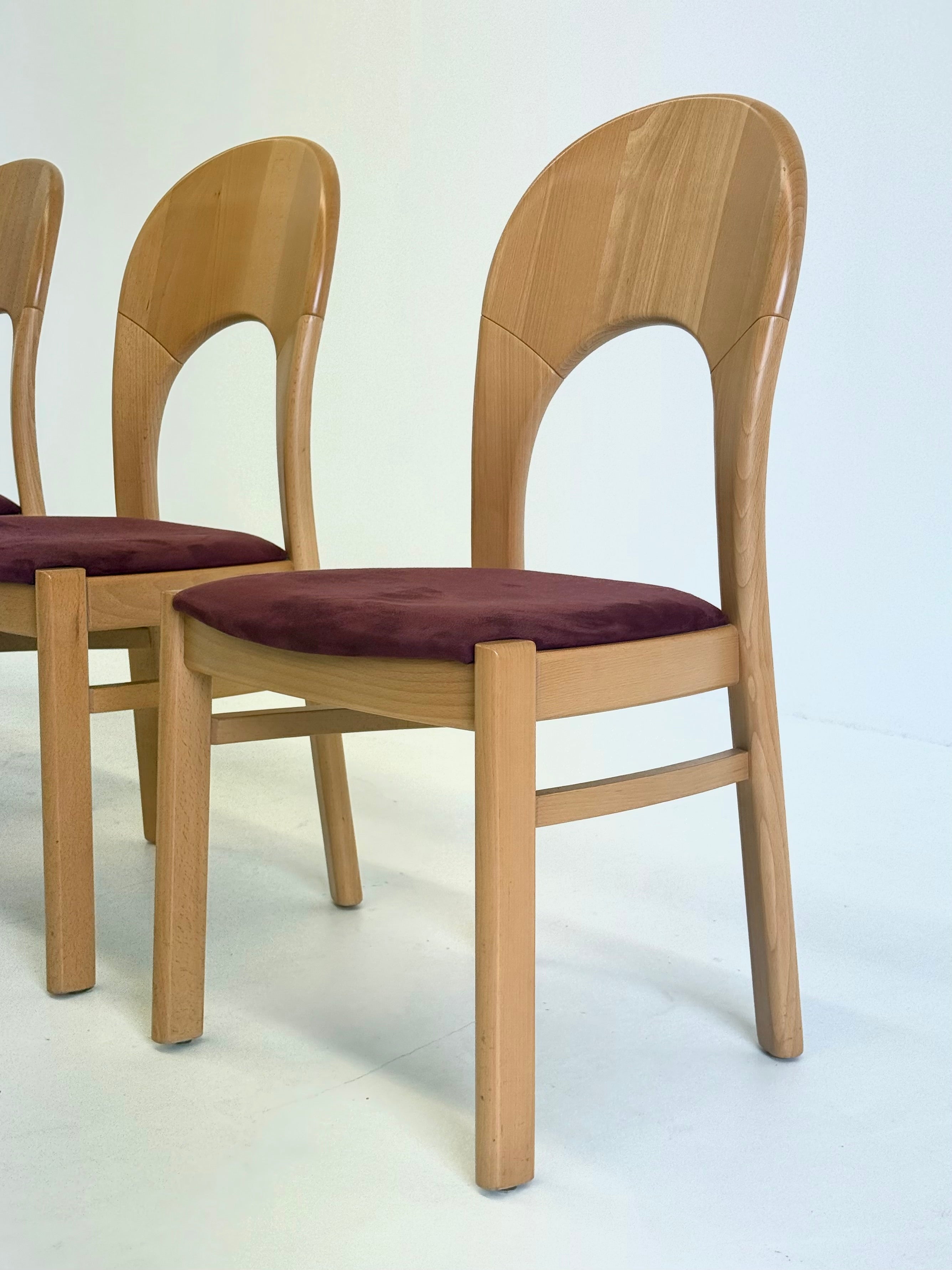 Set_of_4_Morten_Chairs_by_Niels_Koefoed_Denmark