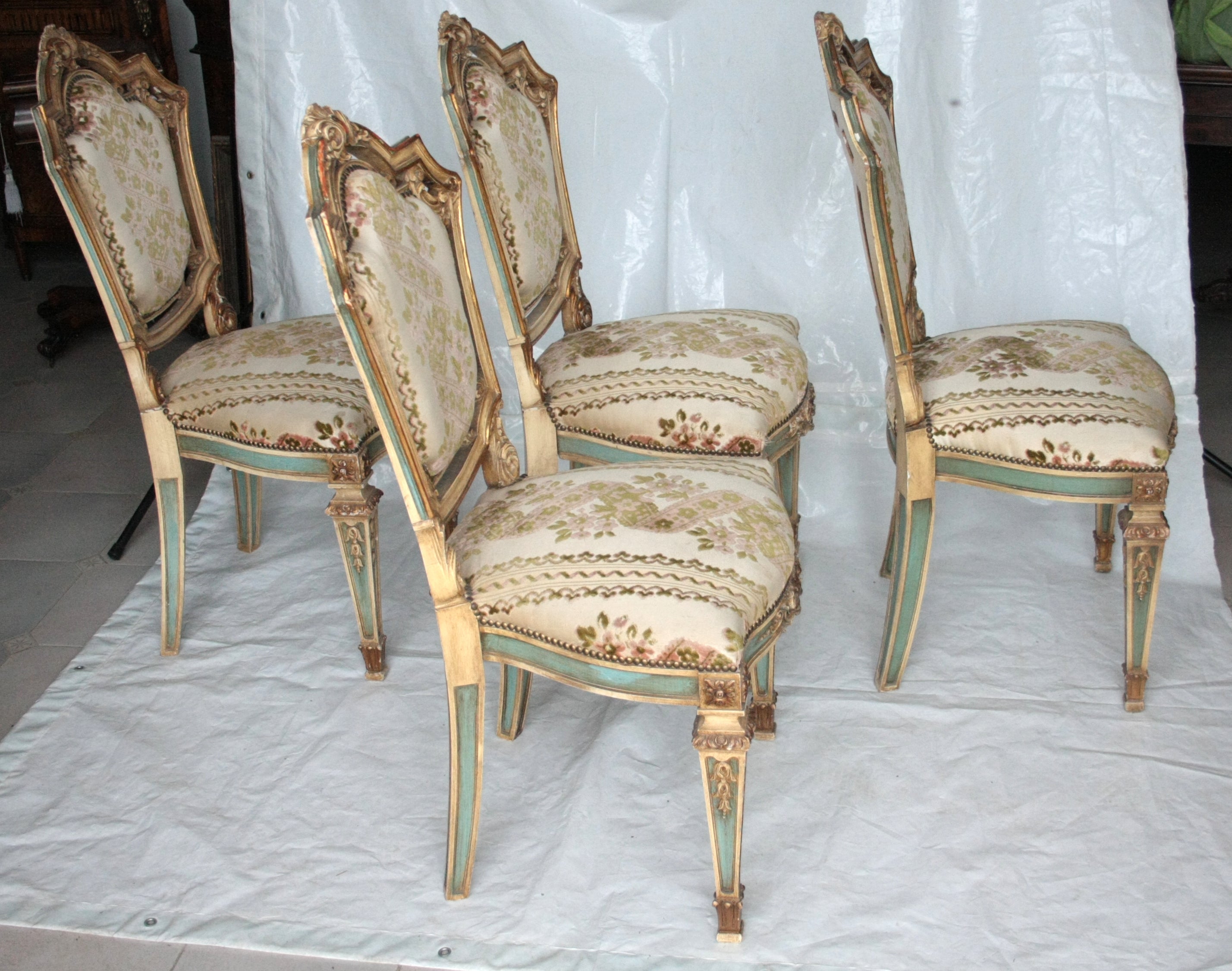 Set_of_4_Napoleon_III_Style_Chairs,_Second_Half_of_the_19th_Century,_France
