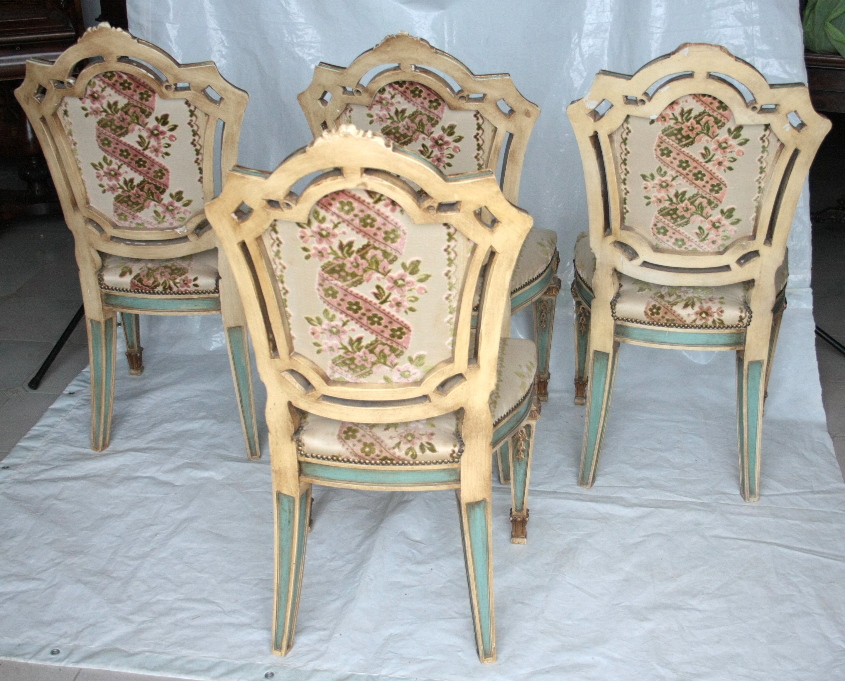 Set_of_4_Napoleon_III_Style_Chairs,_Second_Half_of_the_19th_Century,_France