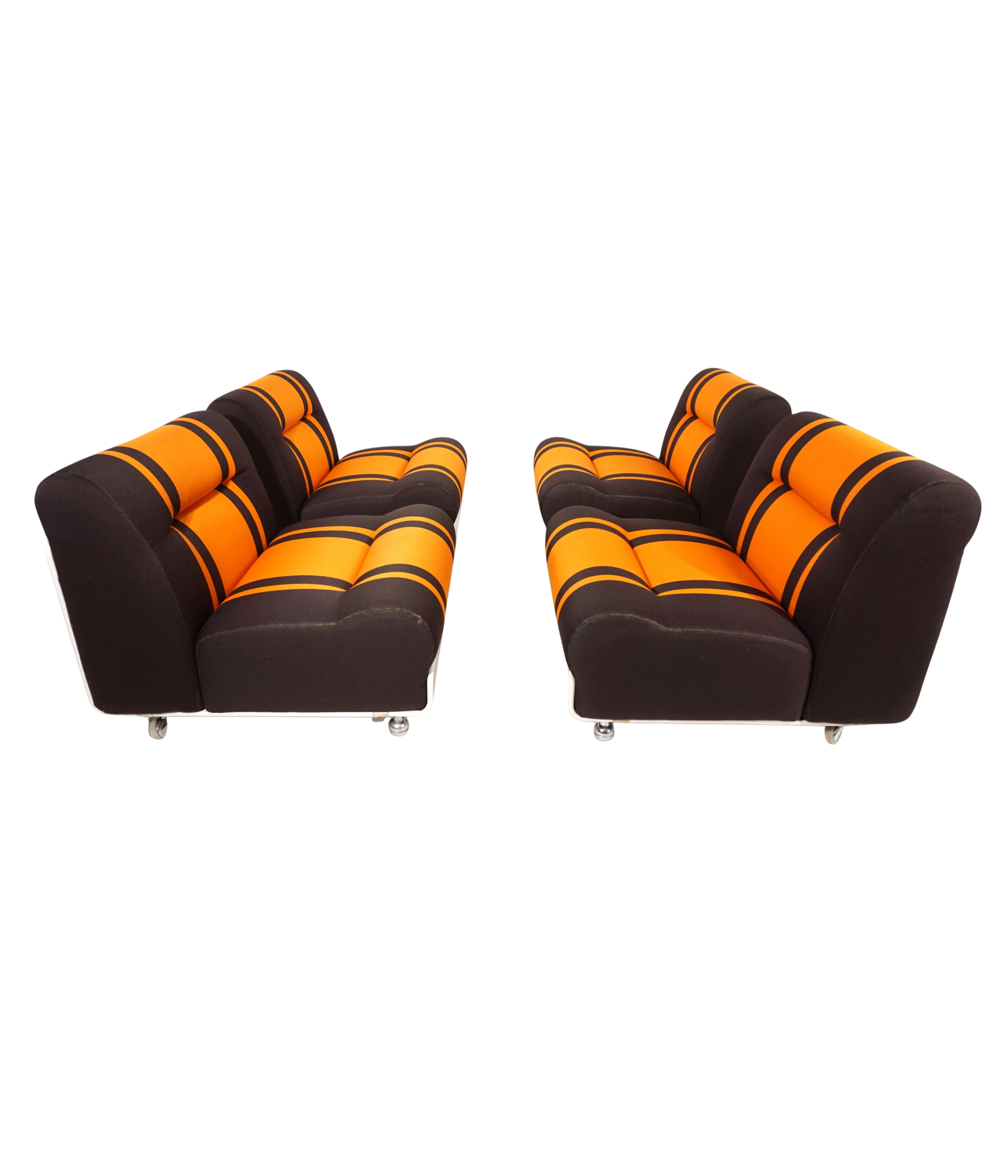 Set_of_4_Piece_Concha_Modular_Lounge_Set_by_Jo_Otterpohl_for_COR,_1970s_German_Space_Age_Design