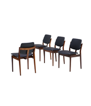 Set_of_4_Rosewood_Dining_Chairs_by_Arne_Vodder_for_Sibast_Møbelfabrik,_Denmark,_1960s