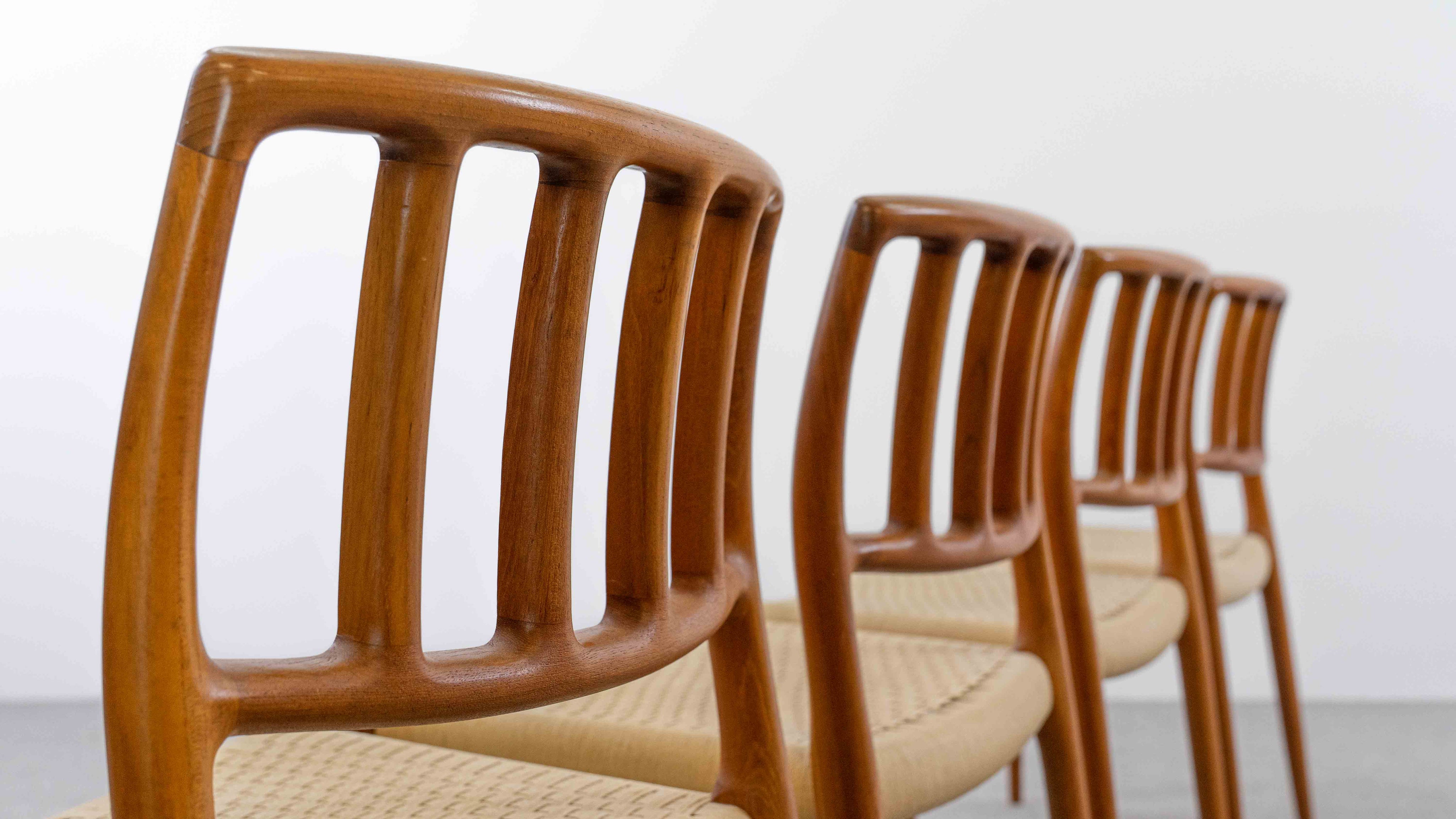 Set_of_4_Model_83_Teak_Dining_Chairs_by_Niels_Otto_Møller_for_J.L._Møllers