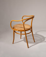 Set_of_4_Thonet_chairs_Model_209_by_Ligna_from_1960
